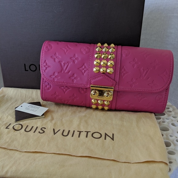 Pink studded Louis Vuitton clutch - small - Picture 4 of 8